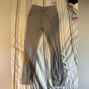 Halara Joggers
